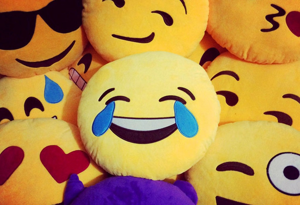 in peluche misura a scelta HH Poland Emoji Cuscino decorativo con emoticon sorridente 